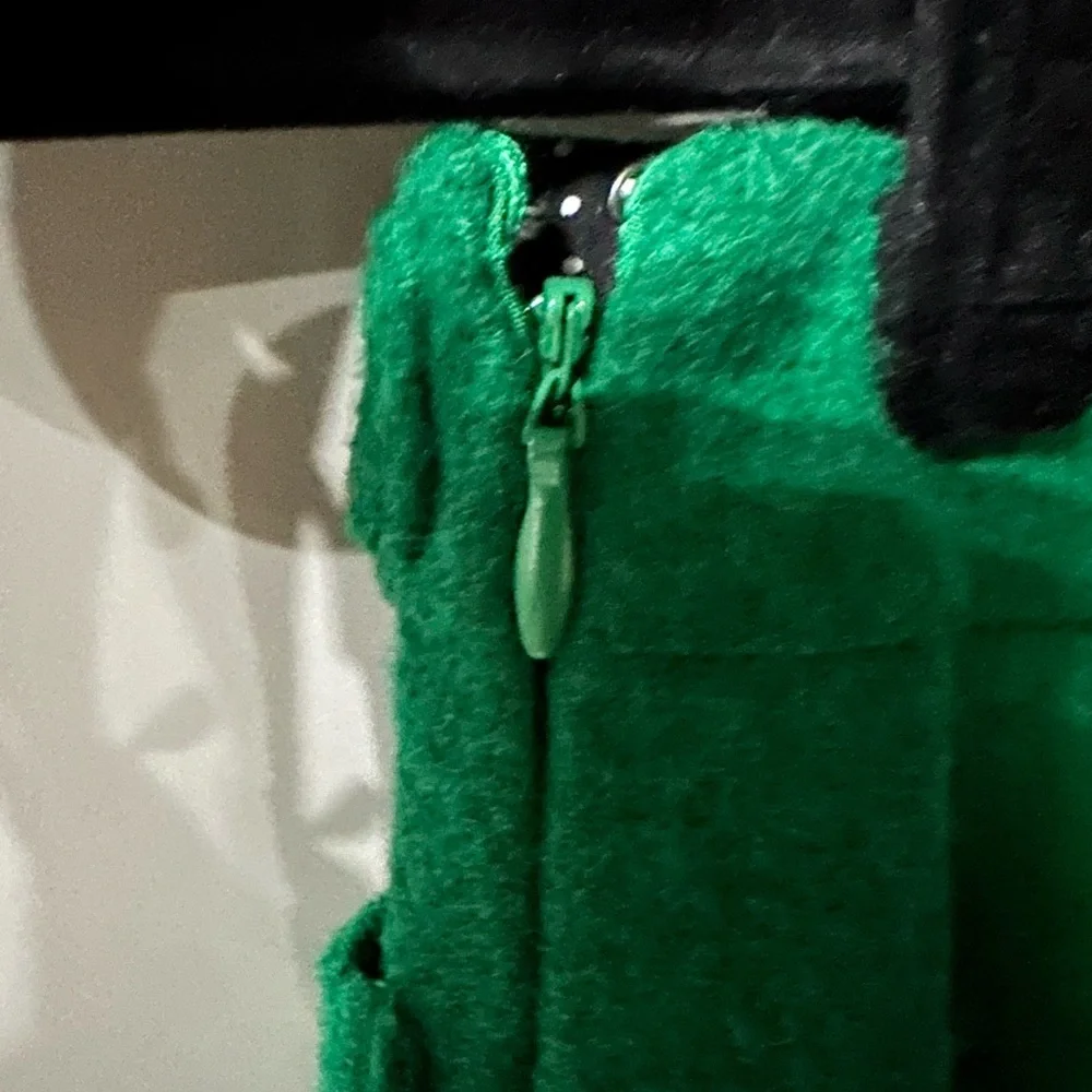 Anthropologie Maeve Wool Blend Emerald Green Tulip Style Mini Skirt Size 2